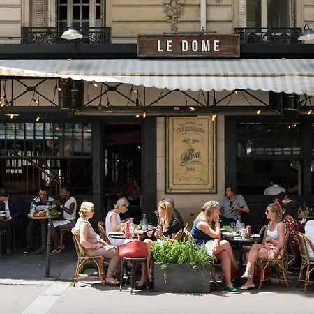 Rue Du General Foy Ii By Onefinestay Parijs