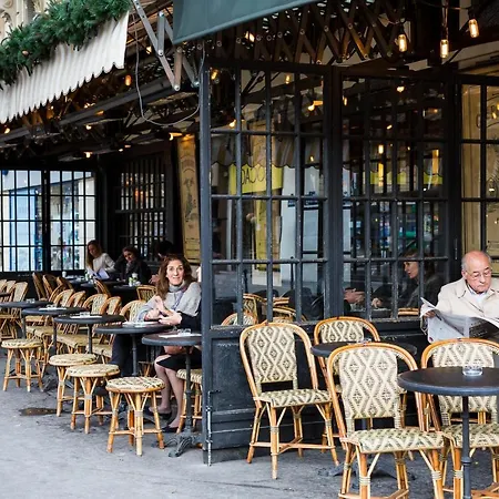 Rue Du General Foy Ii By Onefinestay Appartement Parijs